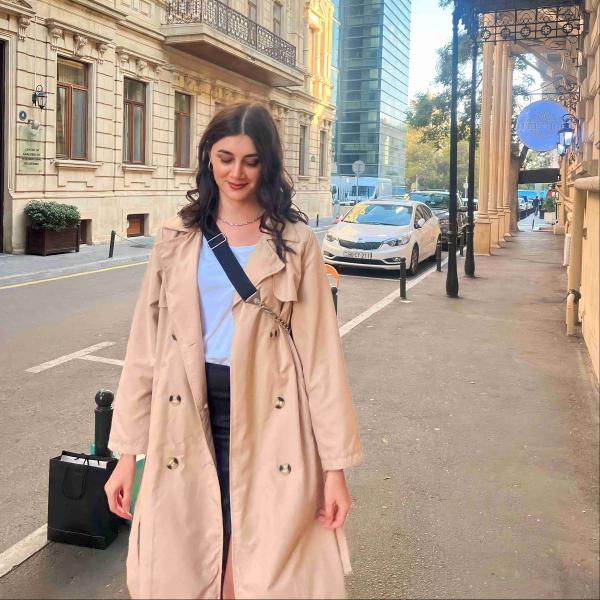 Gülşən Hüseynzadə (gulsenhuseynovah) 1000Kitap'ta 1000Kitap