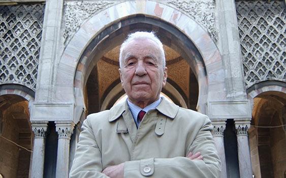 Oktay Aslanapa (Türk Sanatı kitabının yazarı) 1000Kitap